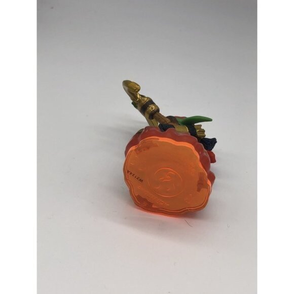Activision Skylanders Spyros Adventure FLAME SLINGER Figure Green Base - Picture 3 of 5